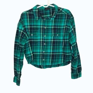Green Plaid Cropped Flannel Button Down Shirt Size M